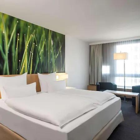 Hotell Nh West 4*