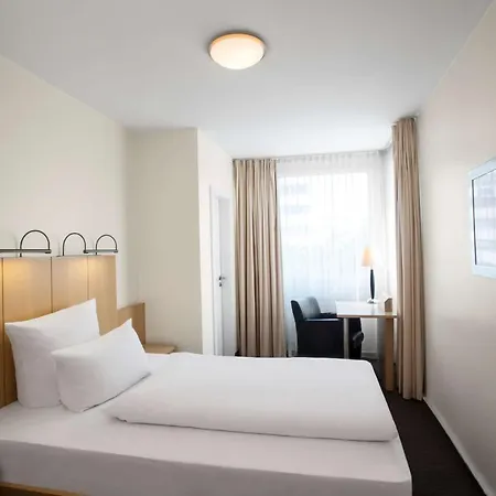 Nh West 4* Berlino