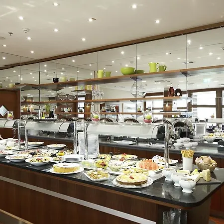 Nh West Hotel 4*