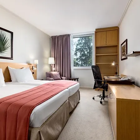 Hotel Nh West