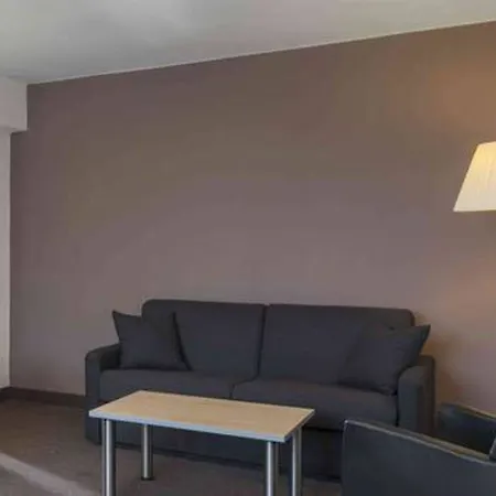 Hotel Nh West 4*