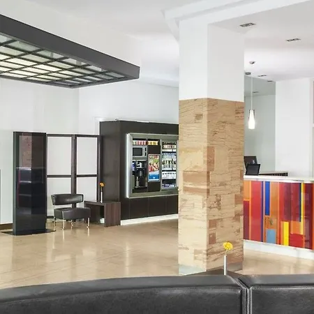 Szálloda Nh West 4*